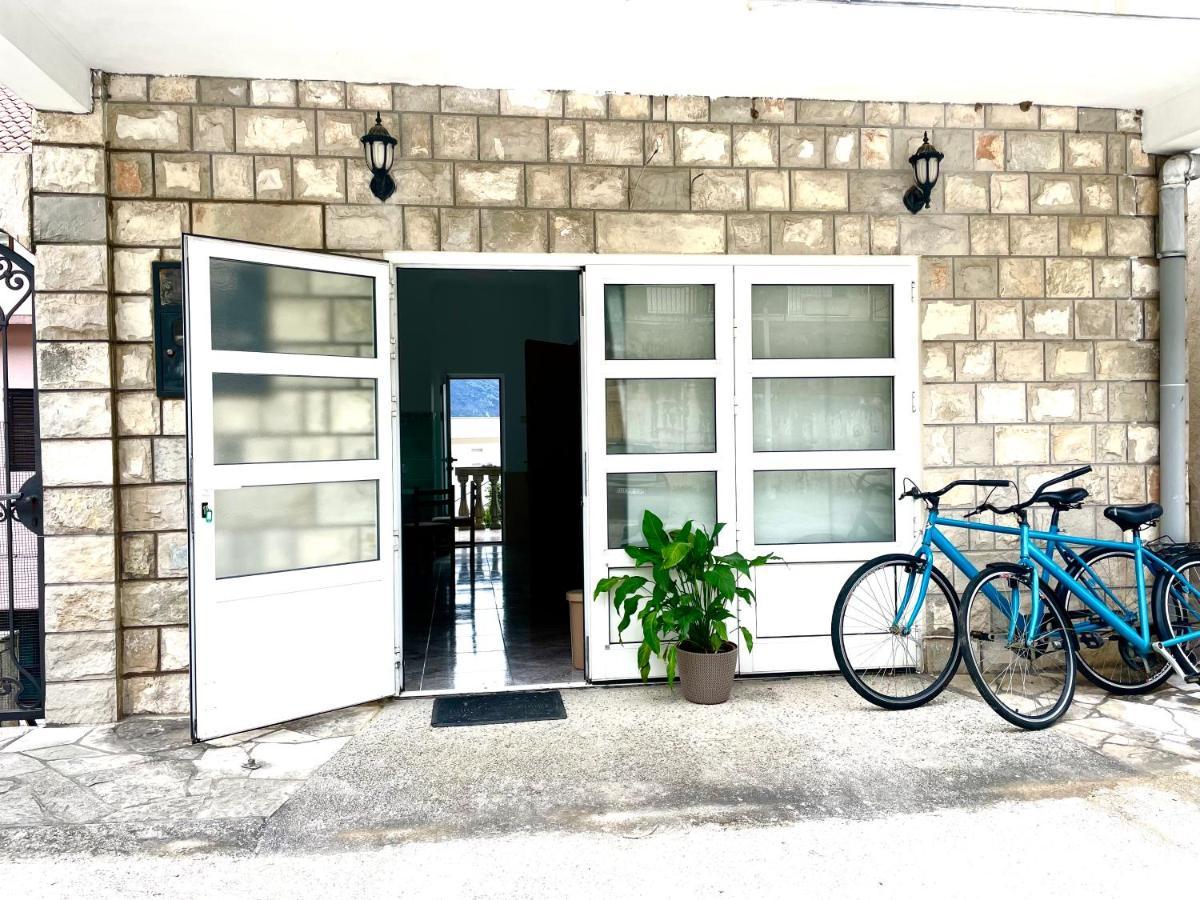 Apartment Vladan Kotor Bagian luar foto