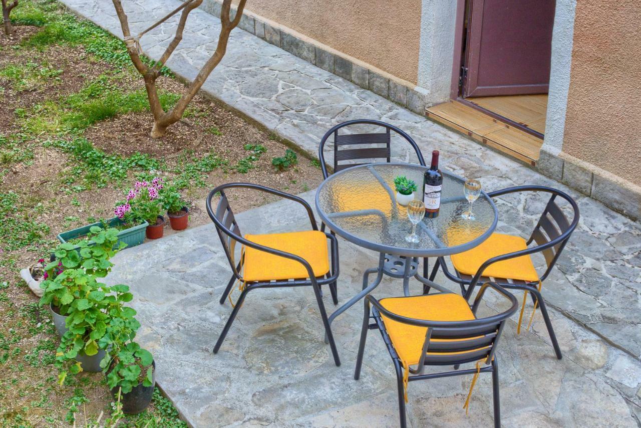 Apartment Vladan Kotor Bagian luar foto