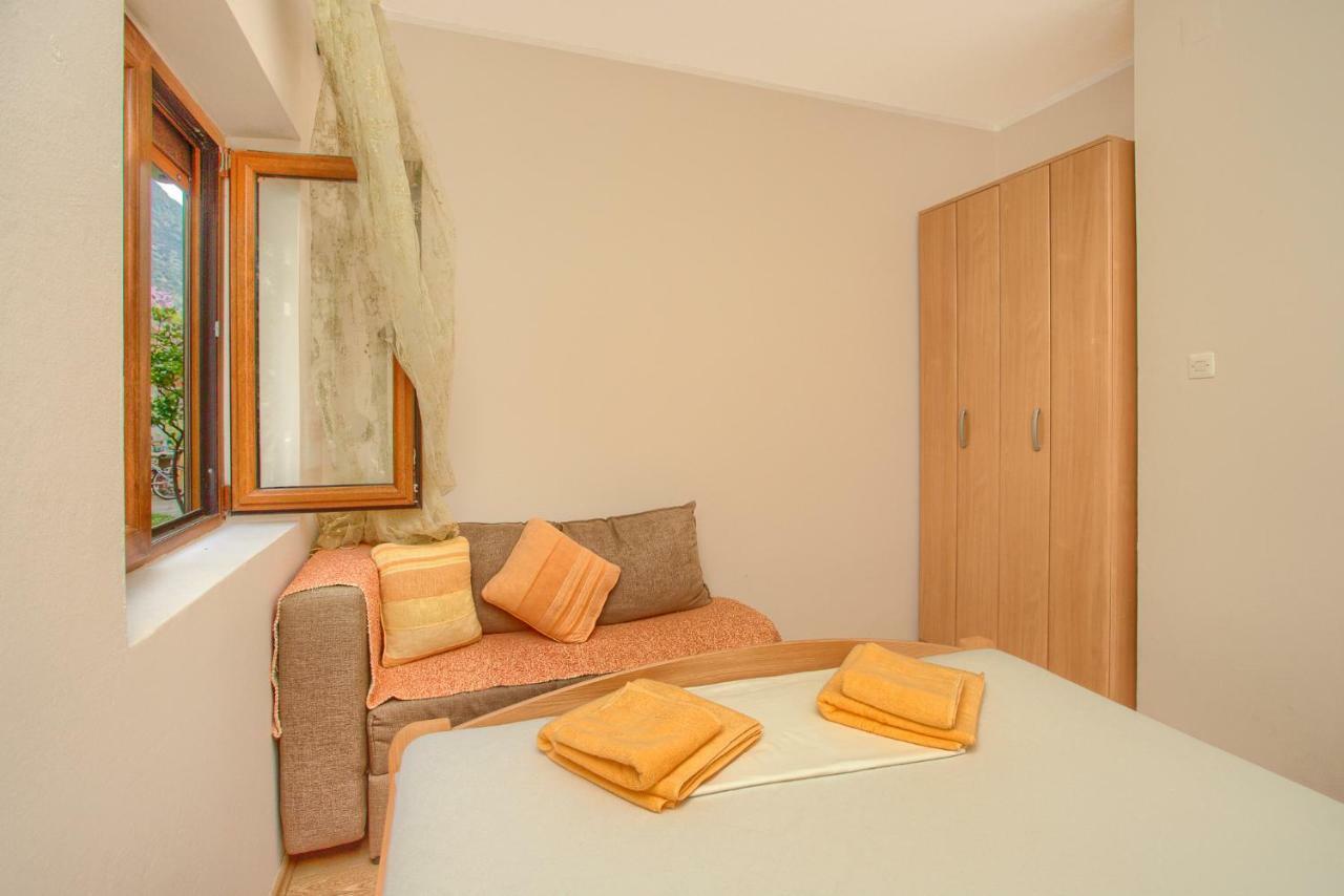 Apartment Vladan Kotor Bagian luar foto